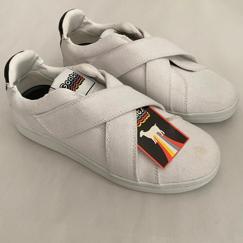 Goats Women’s Sneakers Size 7.5 Criss Cross Hood Loop Straps Streetwear NWT